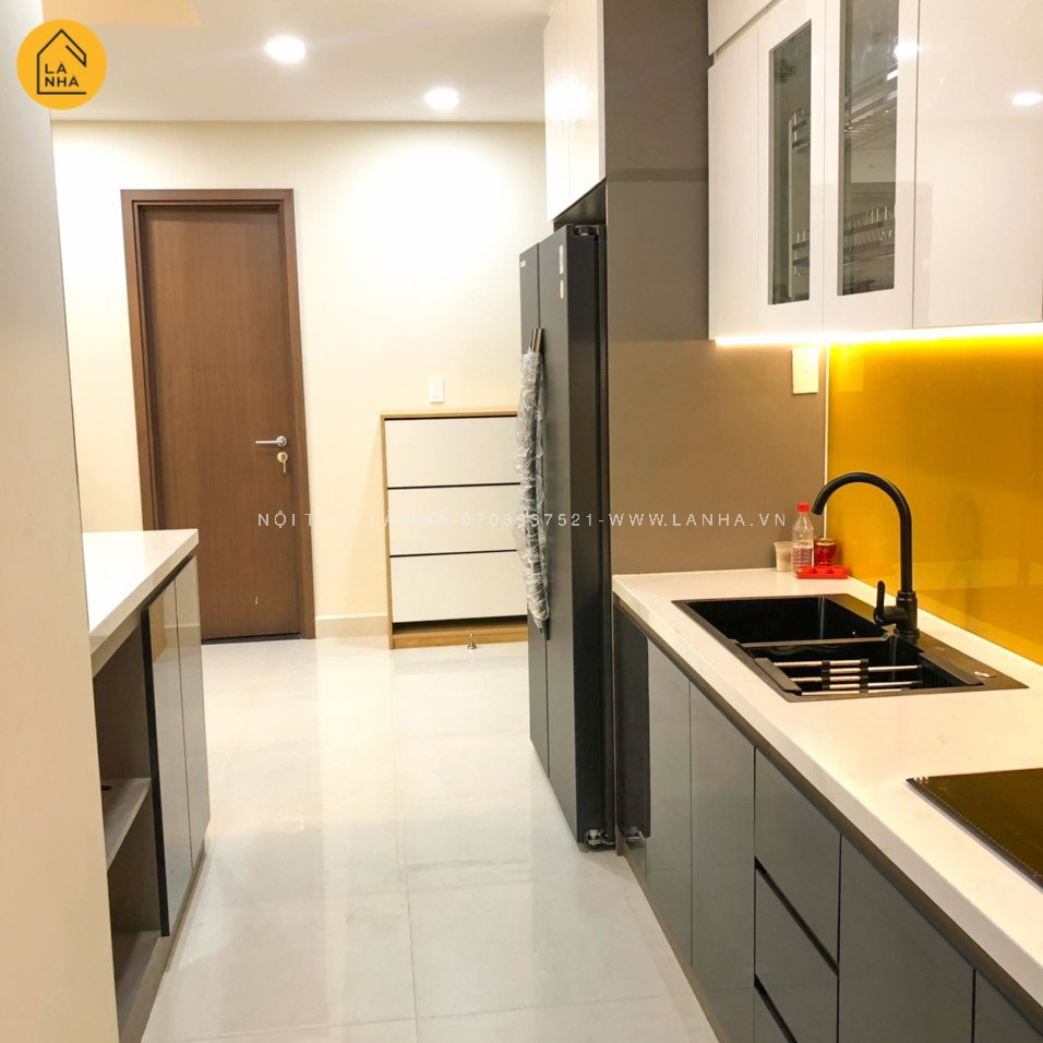 Chất liệu melamine giúp tổng thể nội thất phòng bếp thêm sang trọng