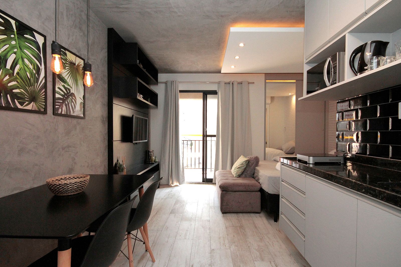 okking.con căn hộ m.okking mini 30m2 hiện đại 2 okking với nội thất tối màu