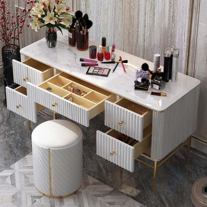 Bàn trang điểm kết hợp làm việc với kiểu dáng sang trọng, hiện đại