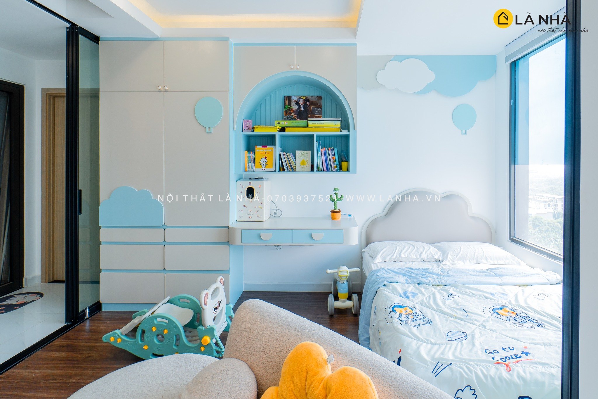 Thiết kế okking cho bé với màu xanh dương tươi sáng