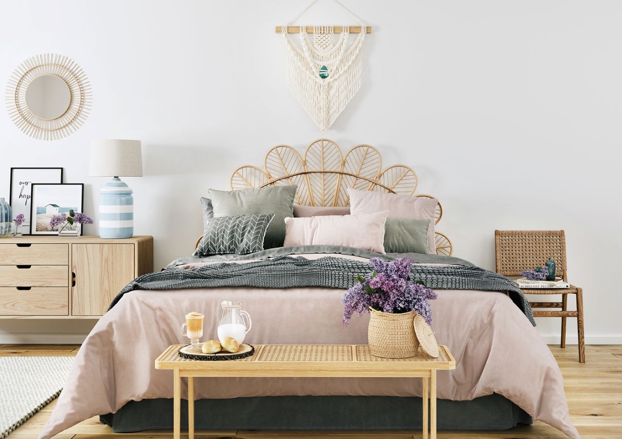 Gối tựa trang trí đậm chất vintage là điểm nhấn cho okking