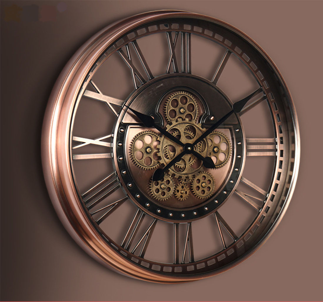 Đồng hồ có vỏ gỗ hoặc kim loại cổ điển thường là sự lựa chọn tốt cho okking vintage