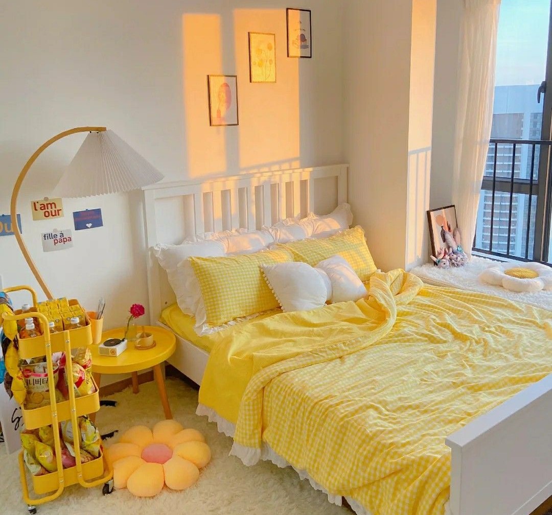 Gam màu vàng tươi sáng rất cuốn hút