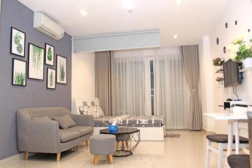 Rèm cửa dày dặn, thoải mái được dùng để che nắng, m.okking giấc ngủ