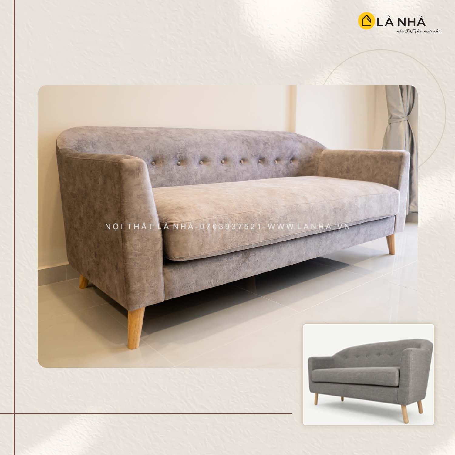 Sofa nỉ nhỏ gọn này thường được làm từ chất liệu nỉ mềm mại và thoải mái, tạo cảm giác ấm áp và dễ chịu khi ngồi trên
