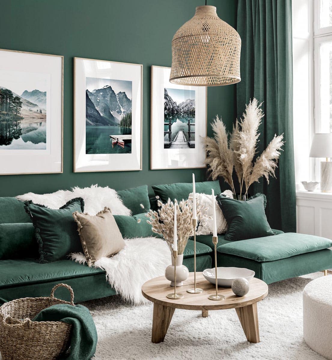 Những bức tranh hoa, lá tăng thêm tính thẩm mỹ cho okking.con