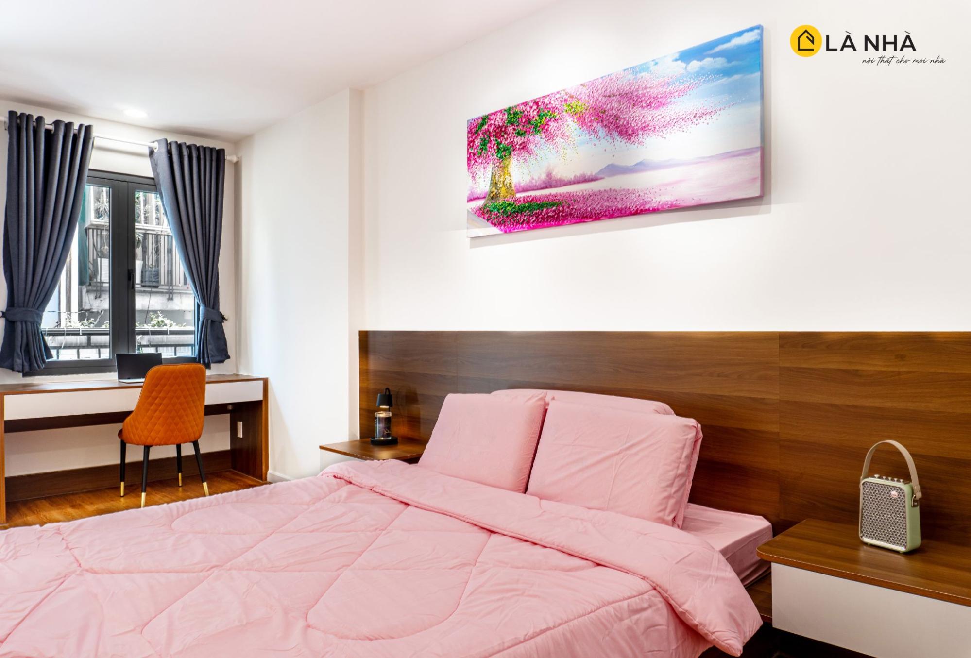 okking.con màu hồng tại công trình Nhà phố Q10