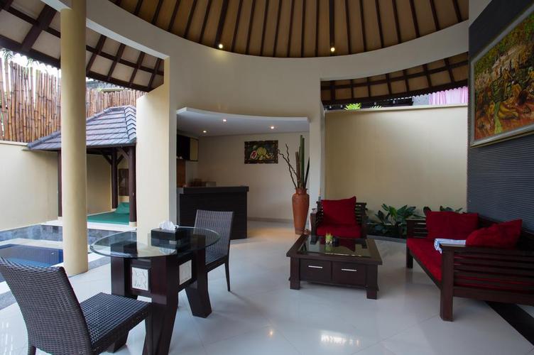 Thiết kế tủ quần áo âm tường đẹp mắt