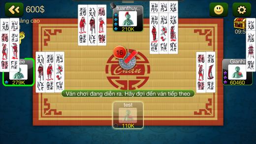 Bàn trang điểm kết hợp tủ quần áo nhôm kính hiện đại (Nguồn: Sưu tầm)