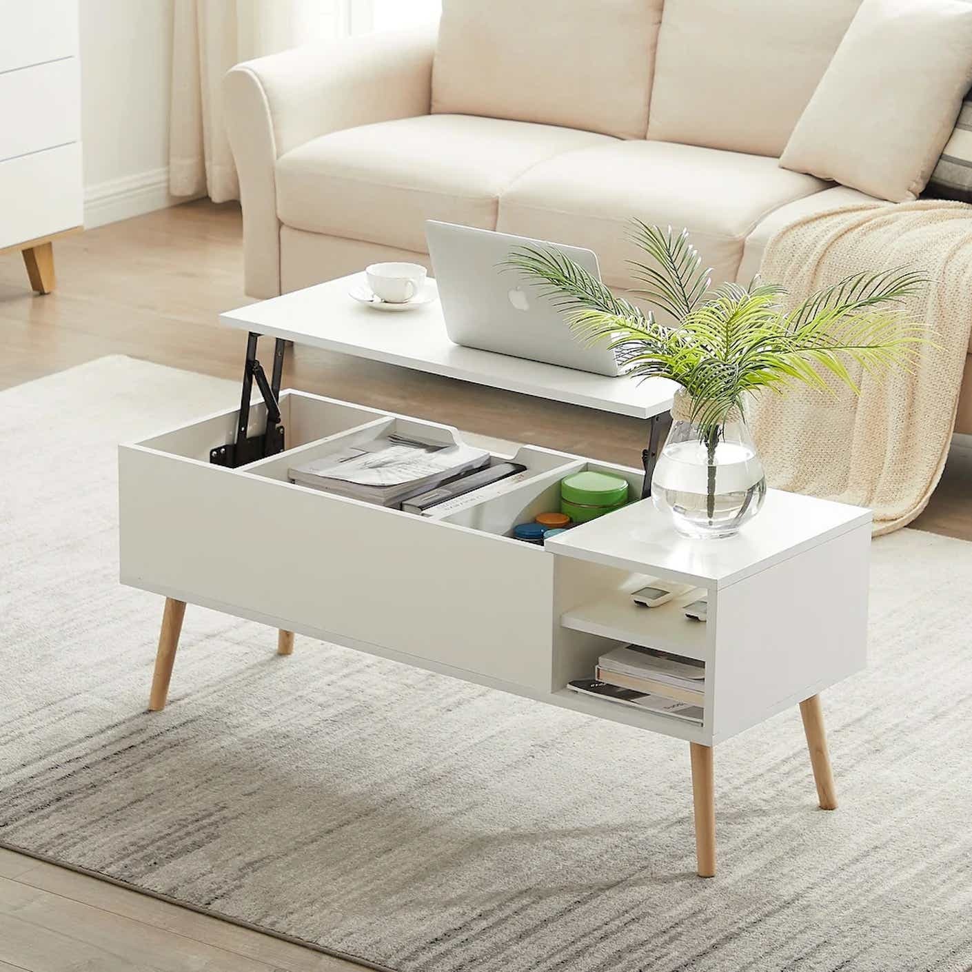 Sử dụng bàn đa năng tiện lợi giúp tiết kiệm diện tích